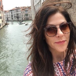 Meet your Posher, Melissa